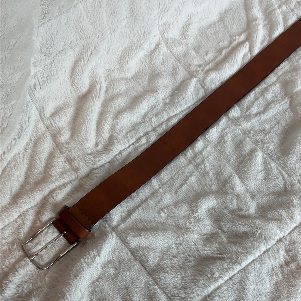 Allen Edmonds Broadway Avenue Dress Casual Belt in Dark Walnut. Size 32. NWOT.
